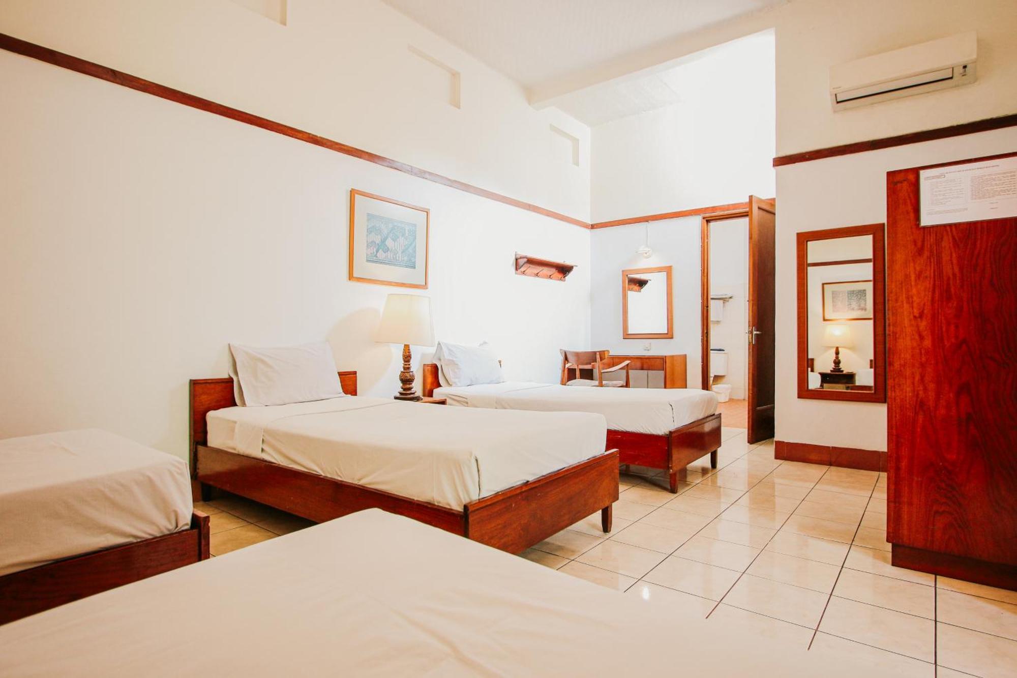 Hotel Bumi Asih Gedung Sate Bandung Kültér fotó