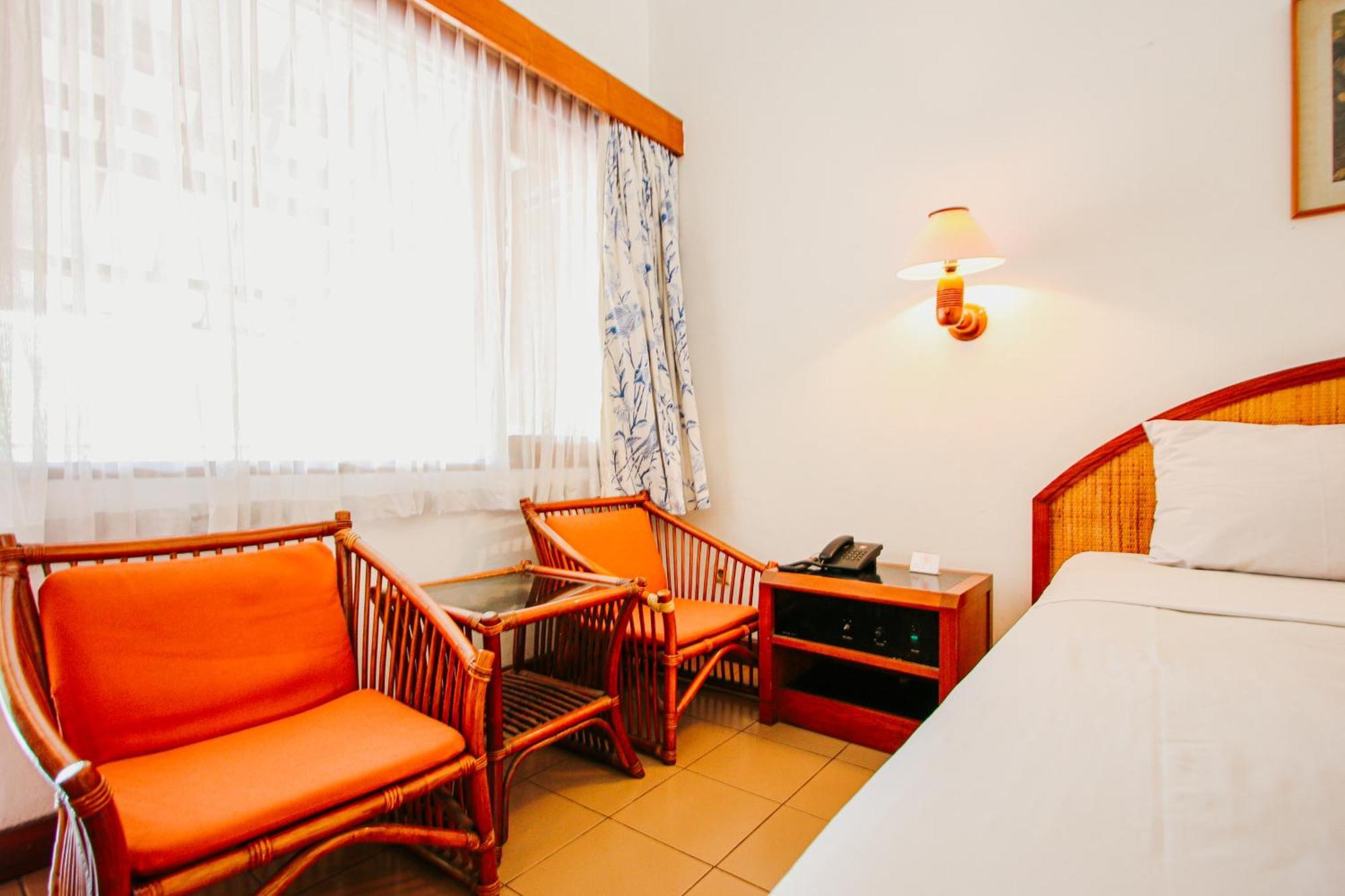 Hotel Bumi Asih Gedung Sate Bandung Kültér fotó
